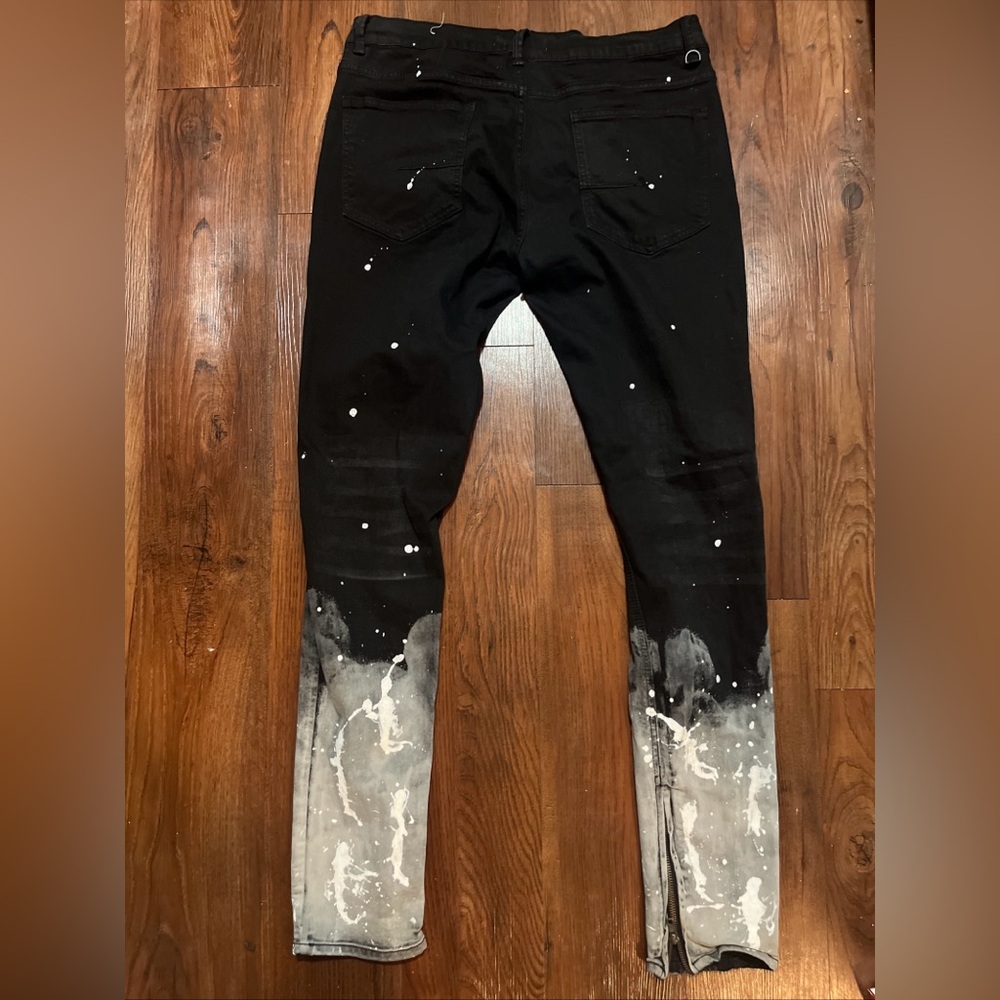 Serenade Men's Black Paint-Splash Skinny Jeans with Washed Gray Hem & Ankle Zipp - Picture 10 of 13